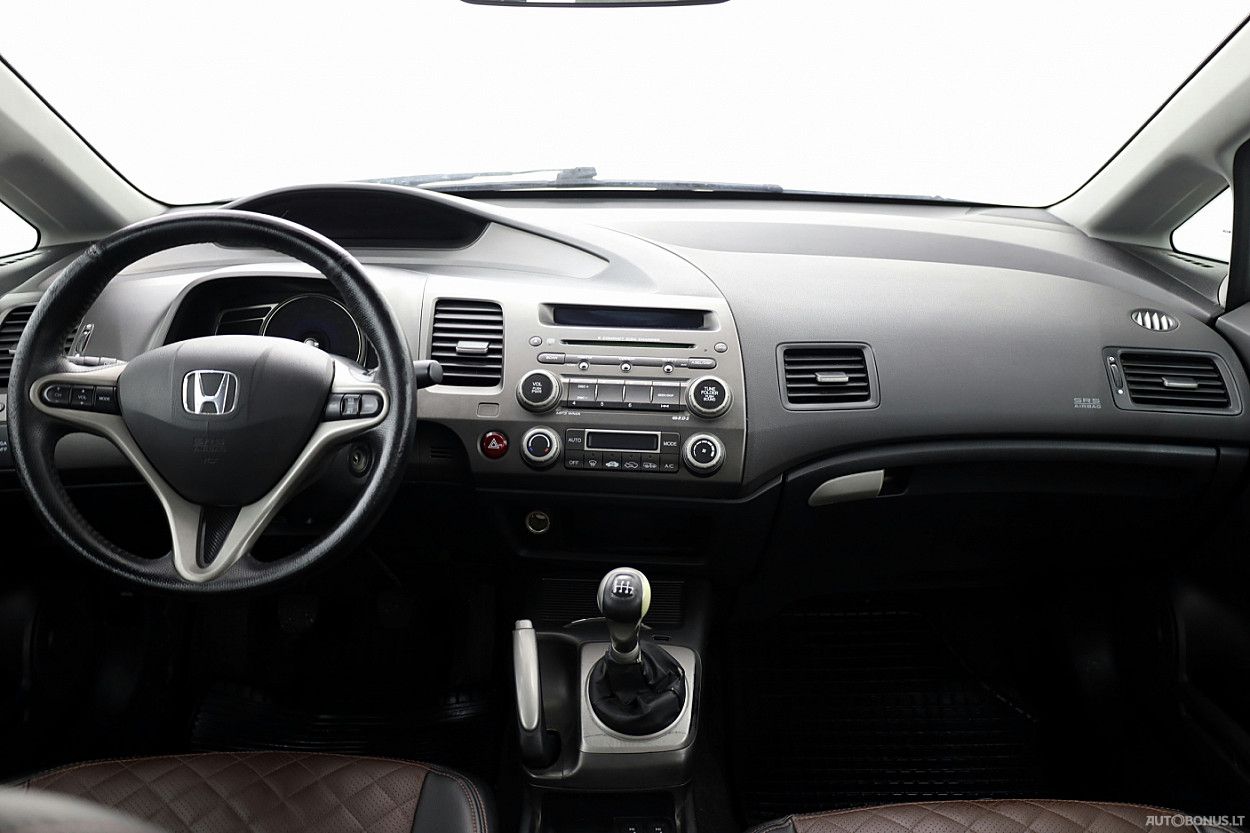 Honda Civic | 4