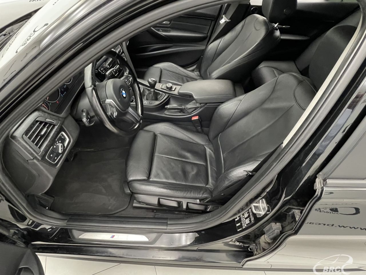 BMW 318 | 19