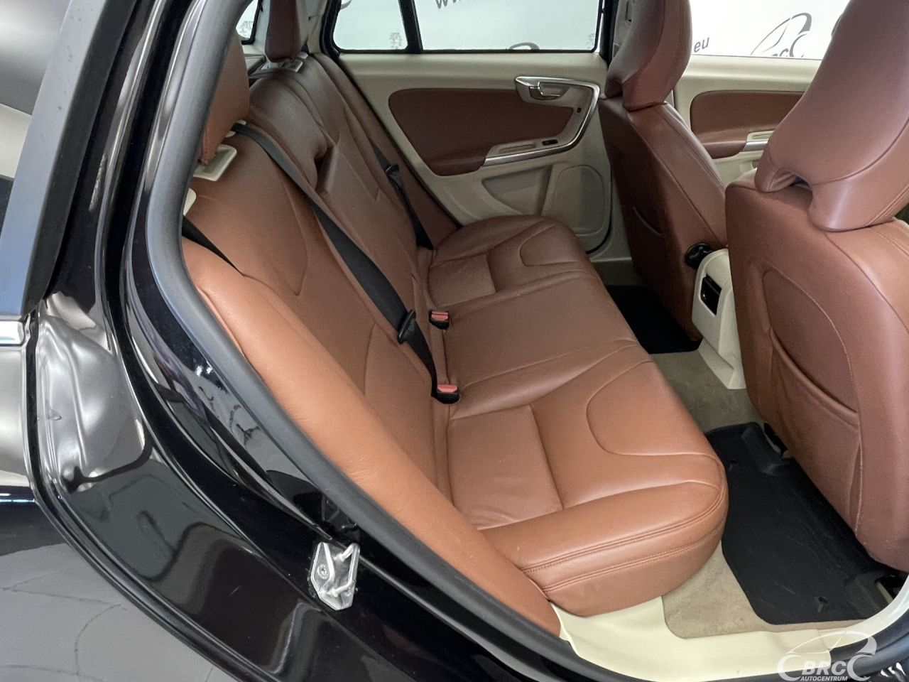 Volvo V60 | 12