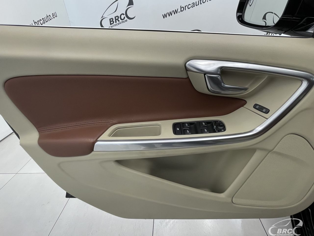 Volvo V60 | 19