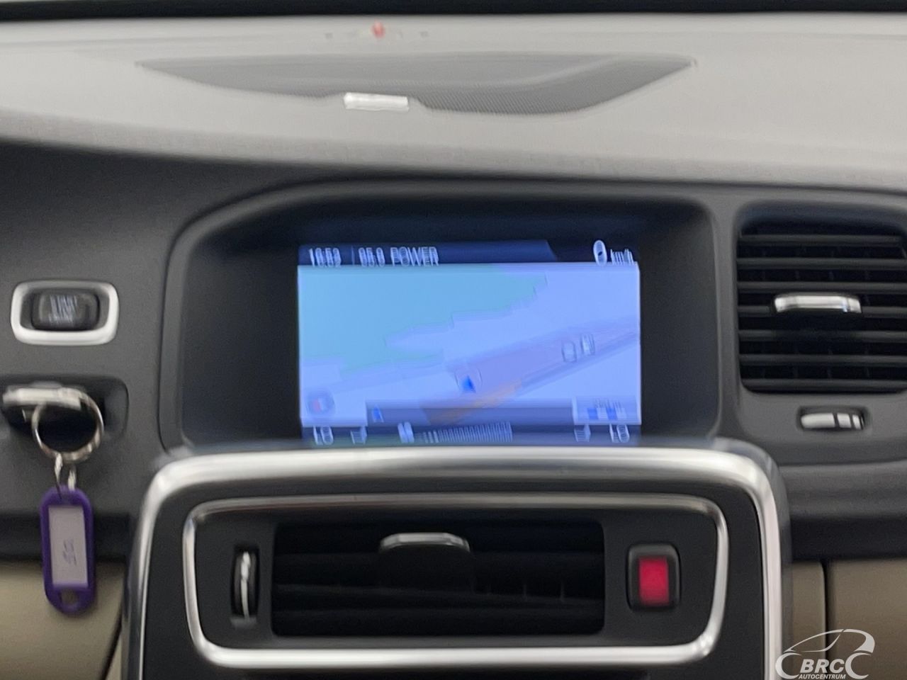 Volvo V60 | 16