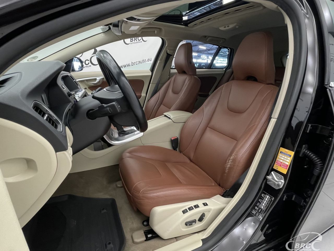 Volvo V60 | 22