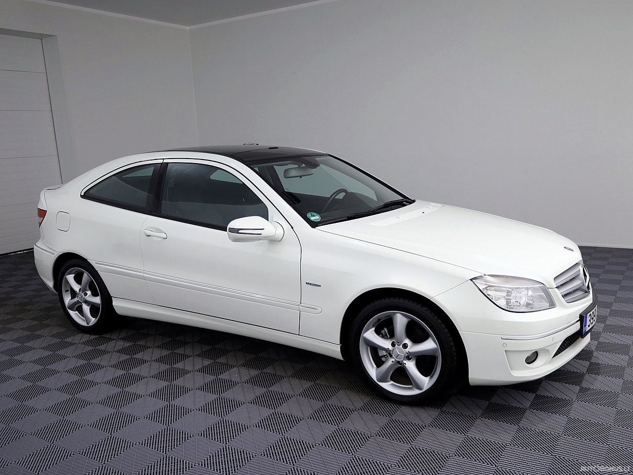 Mercedes-Benz CLC160, 1.6 l., kupė