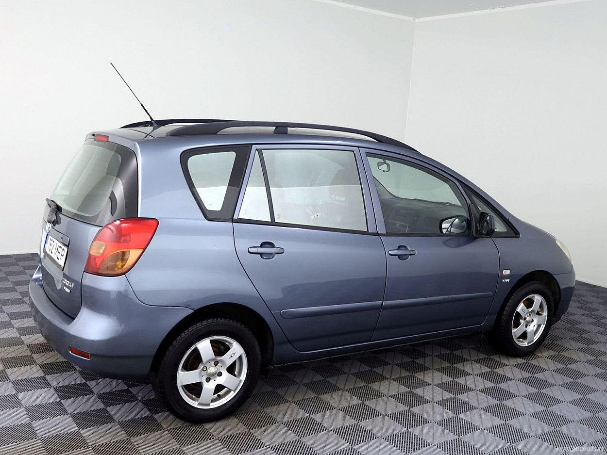 Toyota Corolla | 2