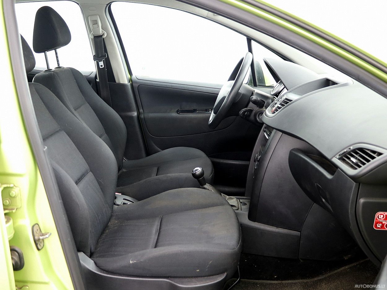 Peugeot 207 | 5