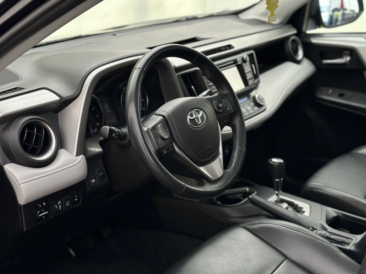 Toyota RAV4 | 7