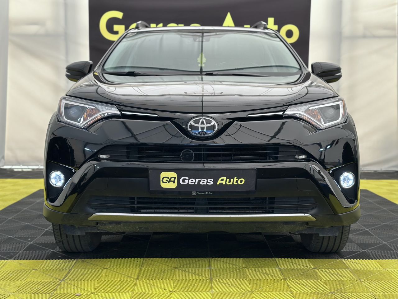 Toyota RAV4 | 1
