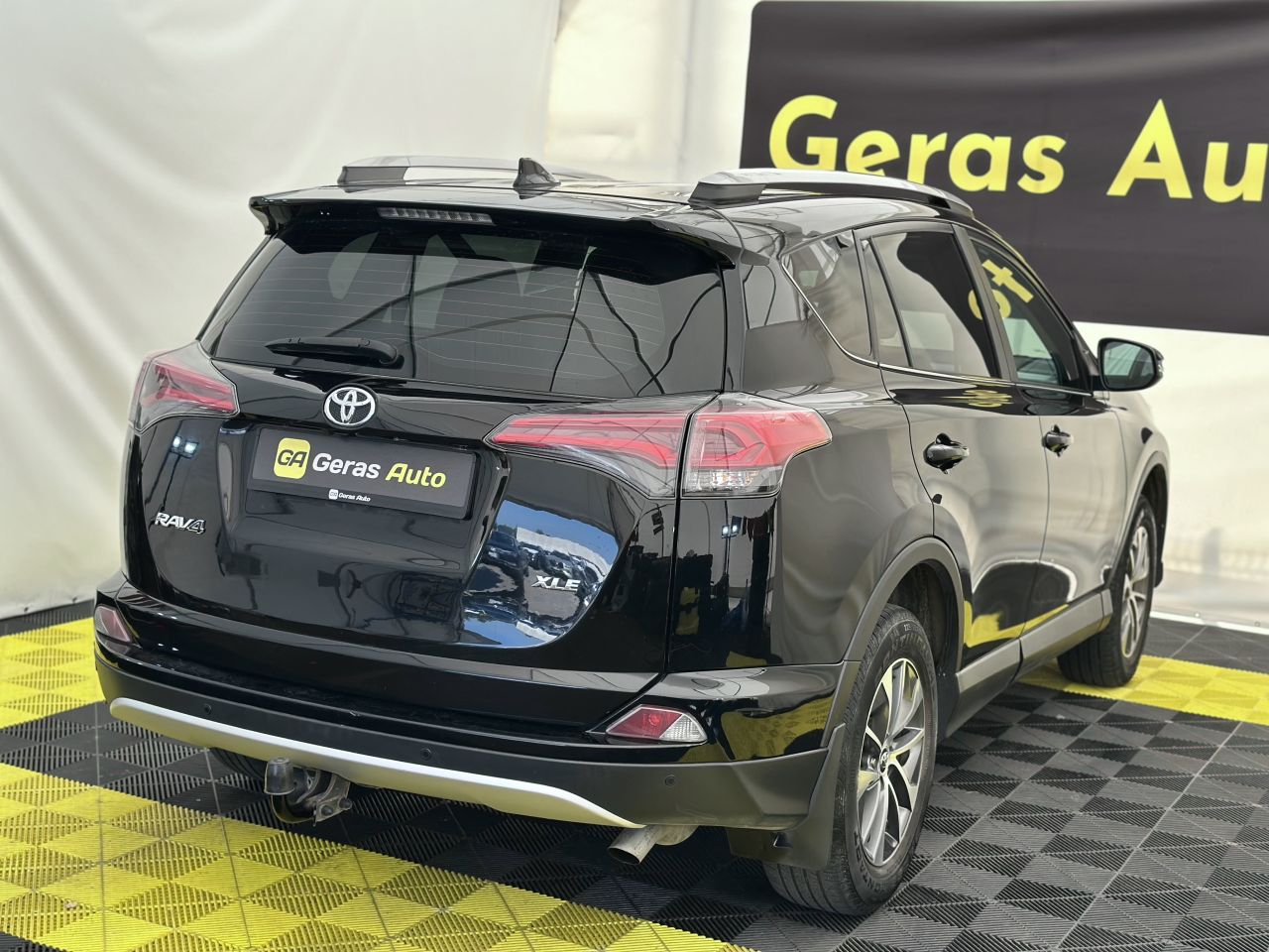 Toyota RAV4 | 3