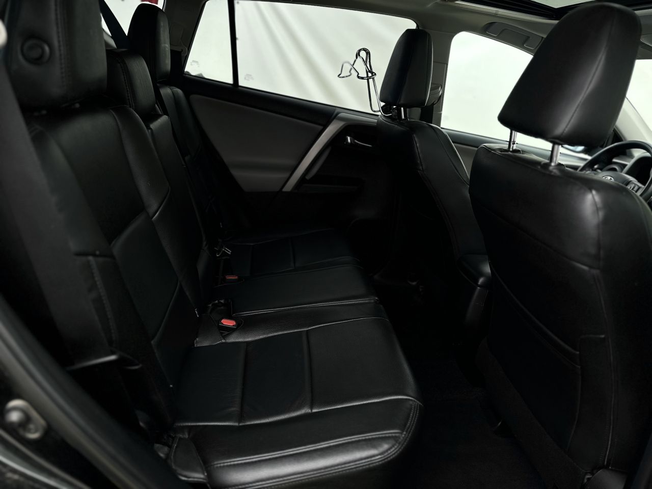 Toyota RAV4 | 10