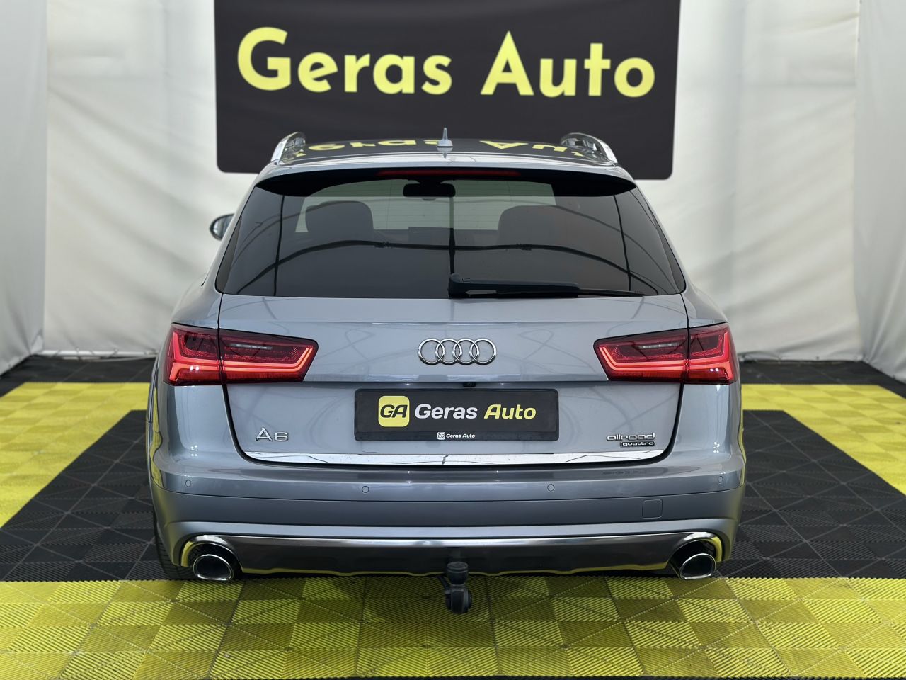 Audi A6 | 4
