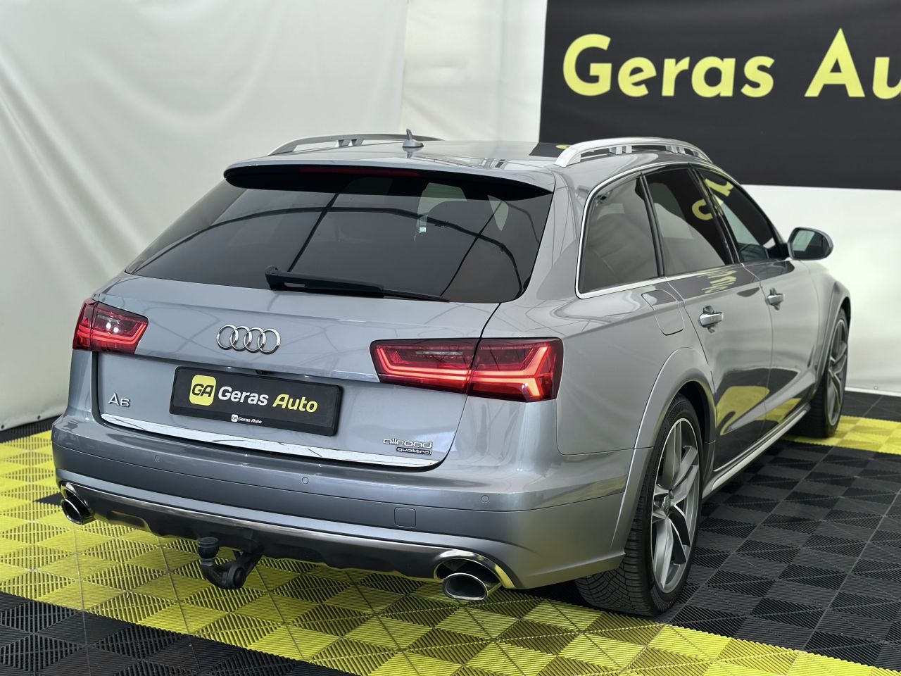 Audi A6 | 3