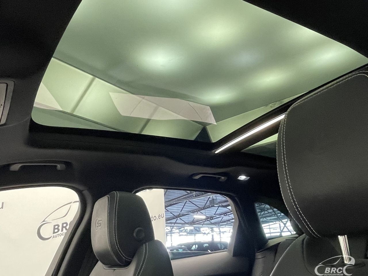 Jaguar F-Pace | 28