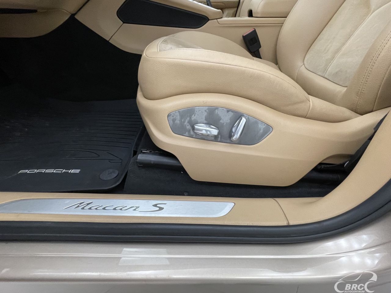Porsche Macan | 22