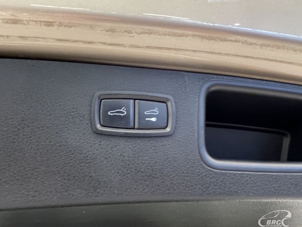 Porsche Macan | 47