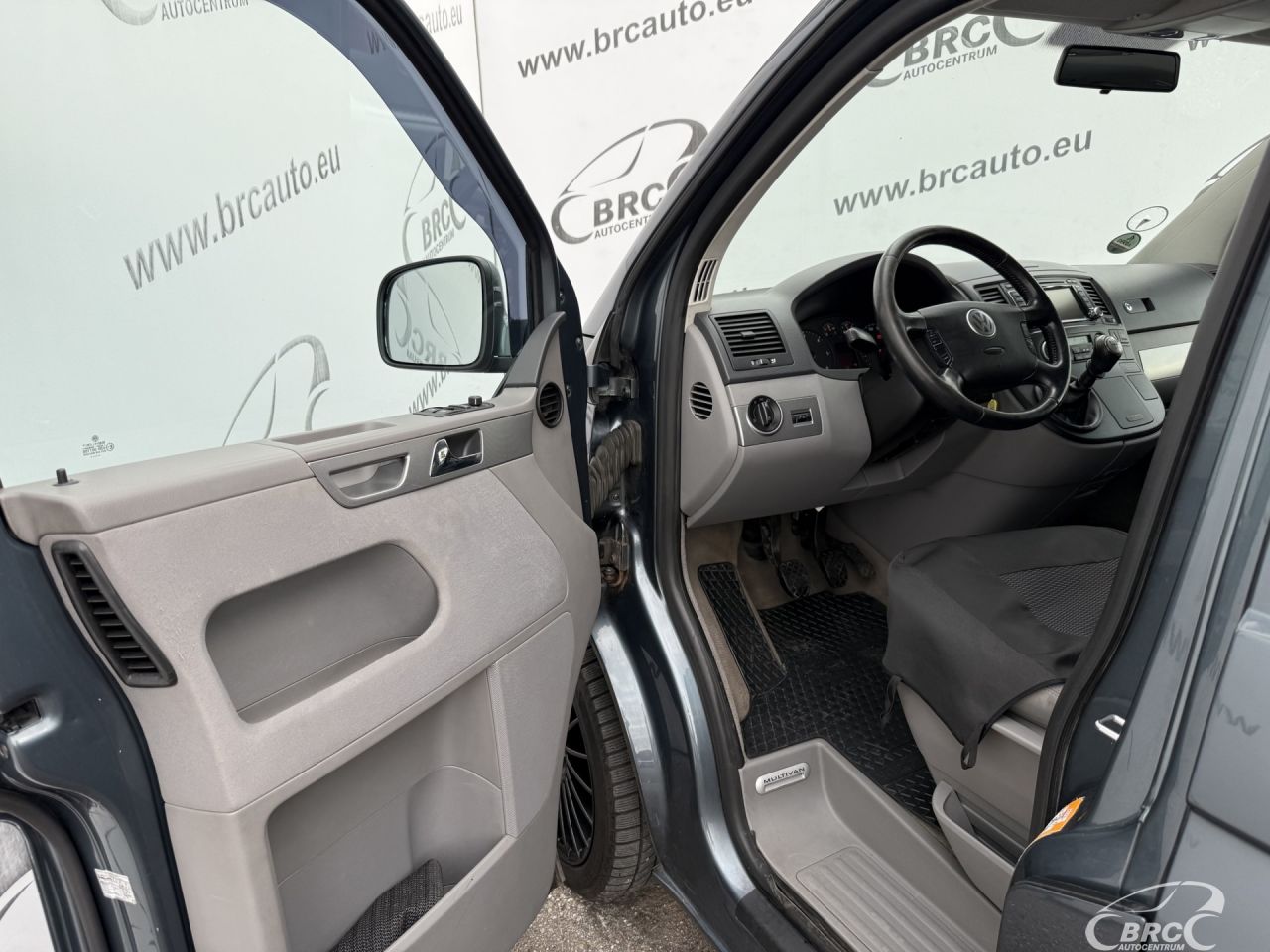 Volkswagen Multivan | 16