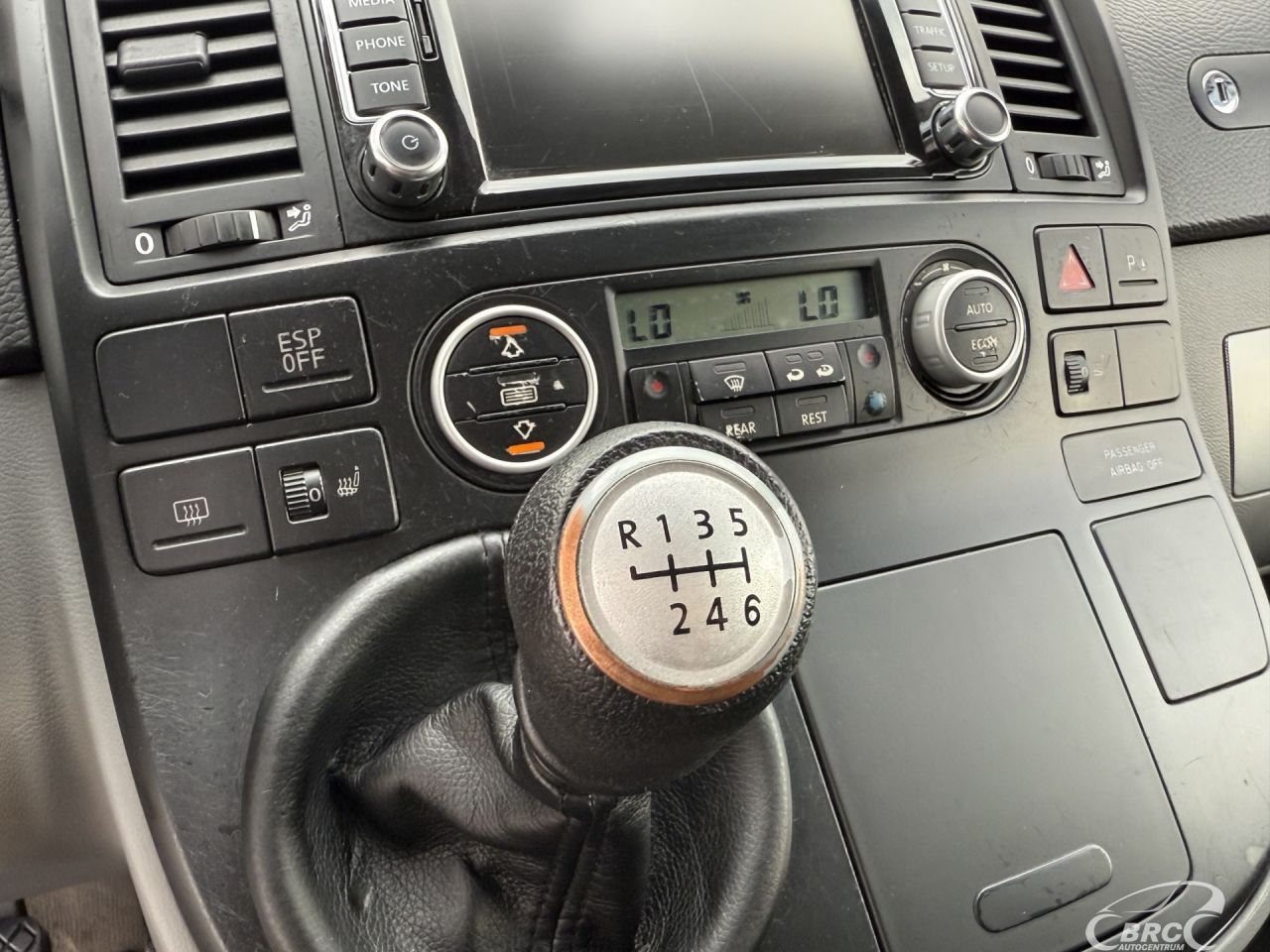Volkswagen Multivan | 18