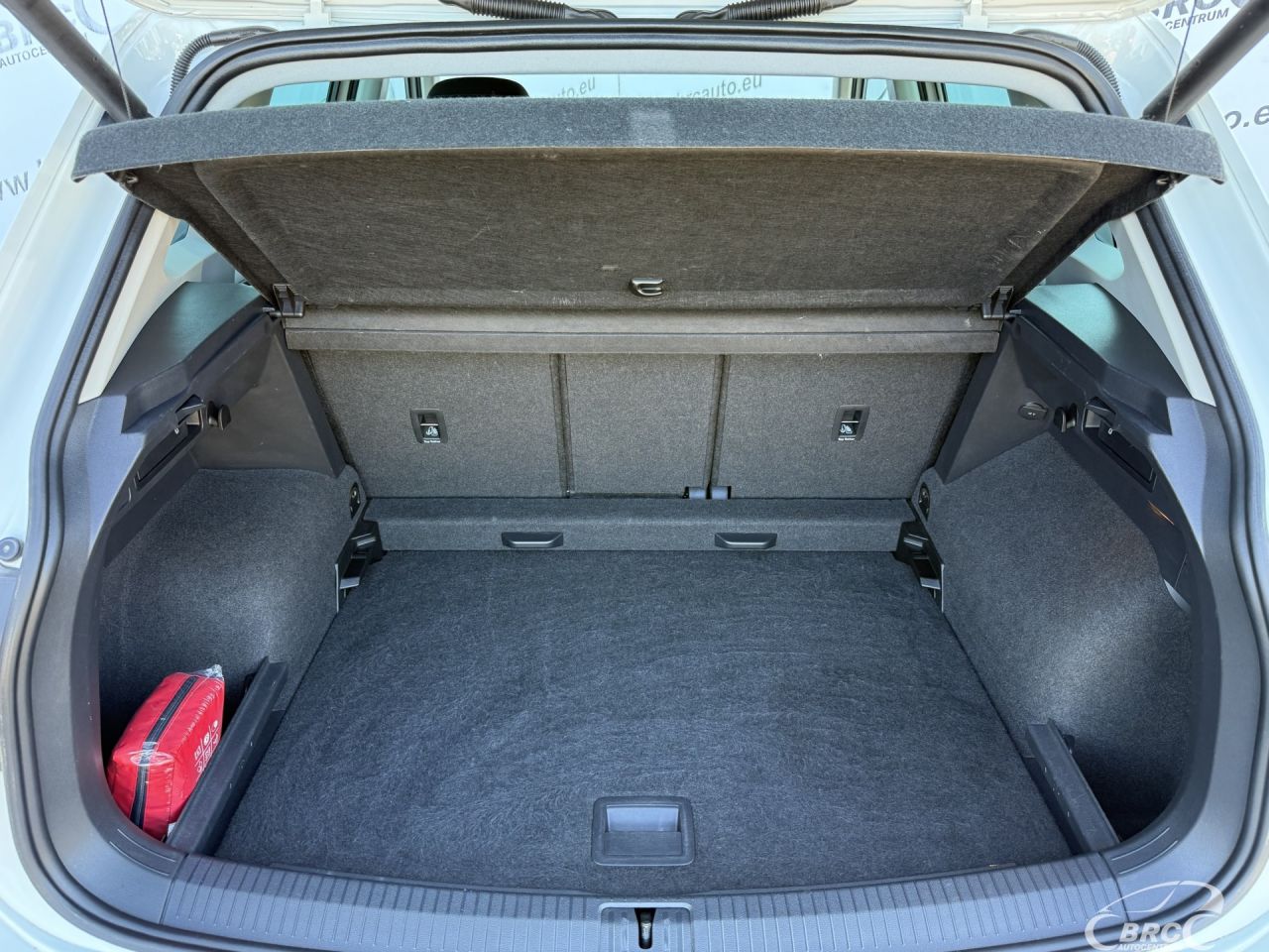 Volkswagen Tiguan | 13