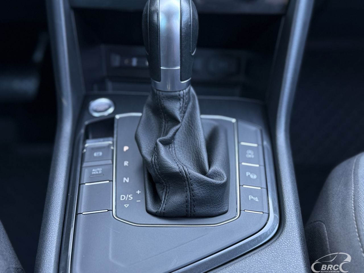 Volkswagen Tiguan | 35