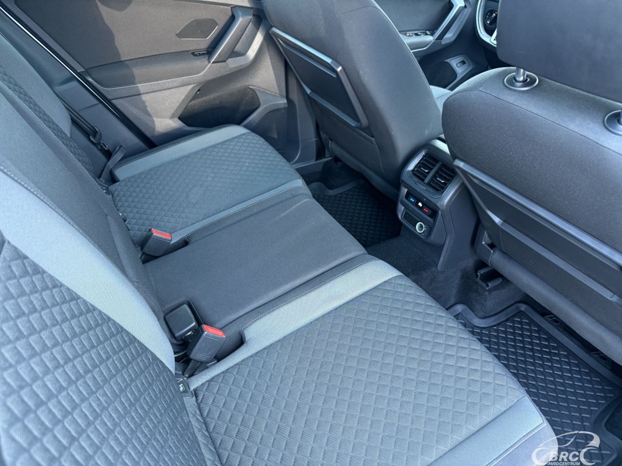 Volkswagen Tiguan | 10