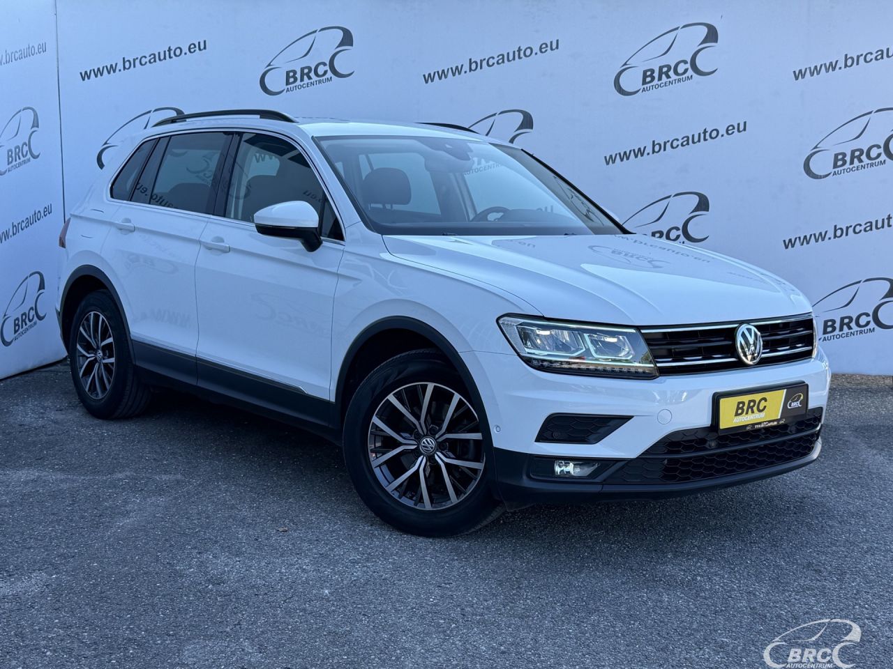 Volkswagen Tiguan | 37