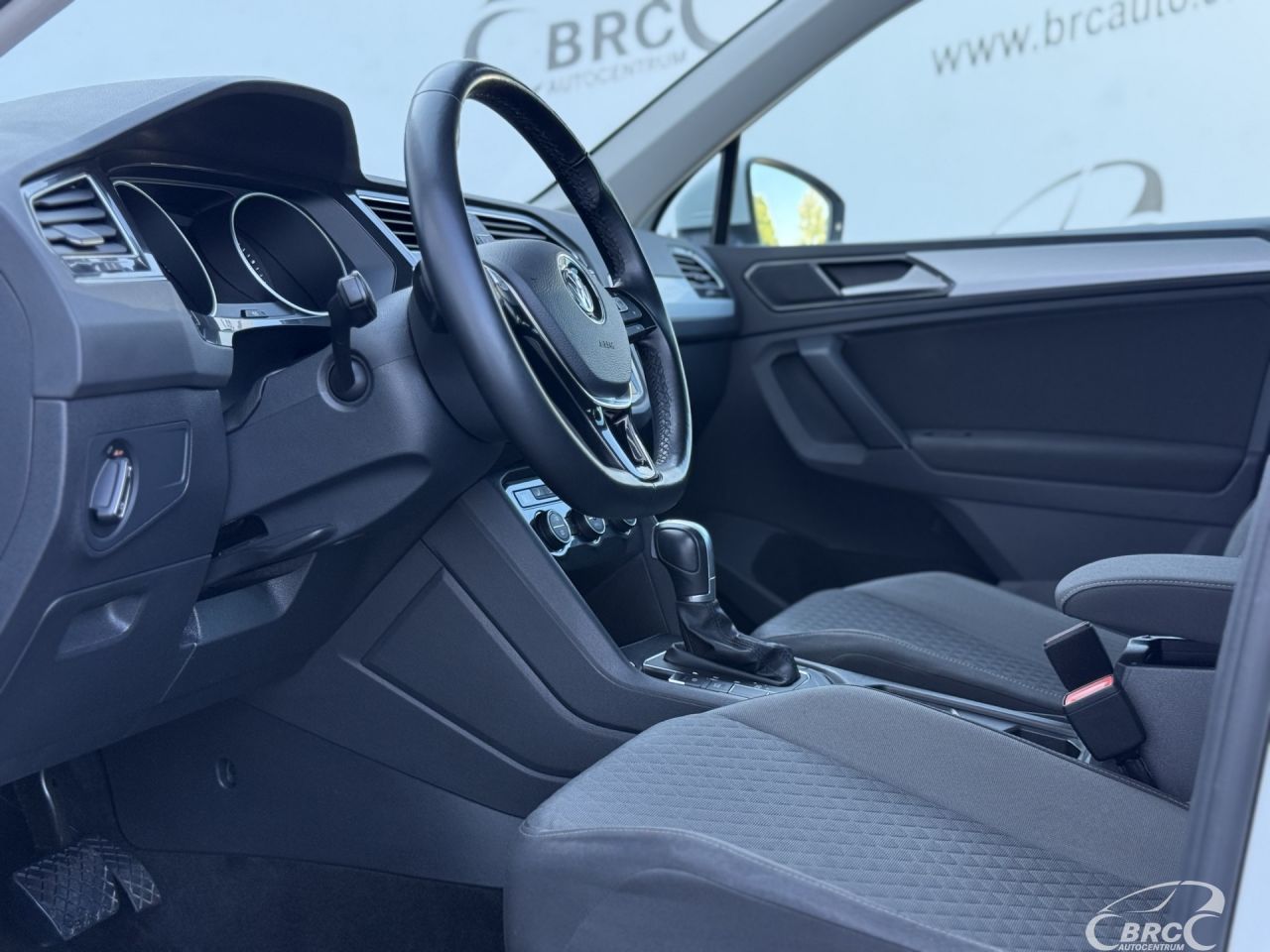 Volkswagen Tiguan | 21