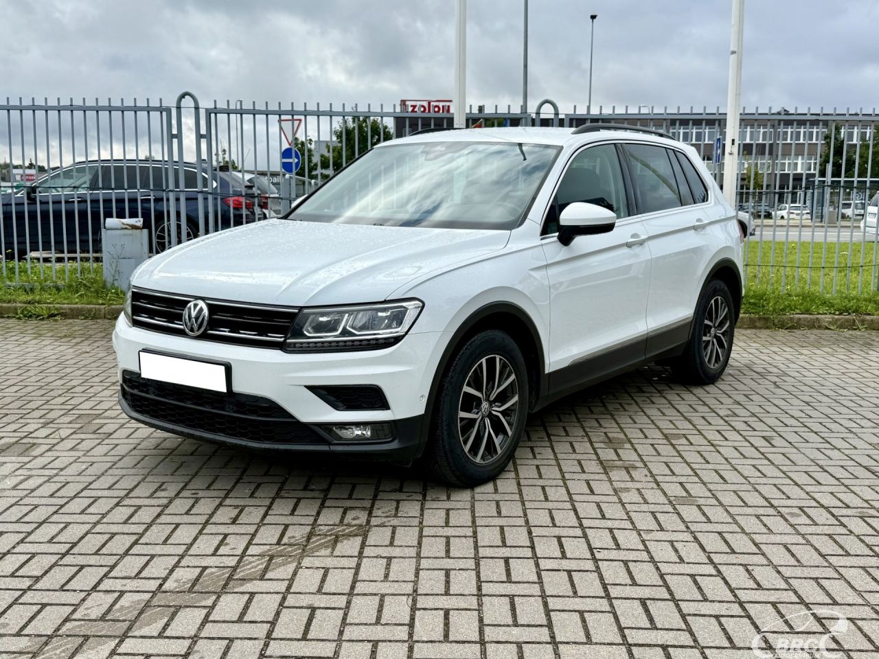 Volkswagen Tiguan, 2.0 l., visureigis