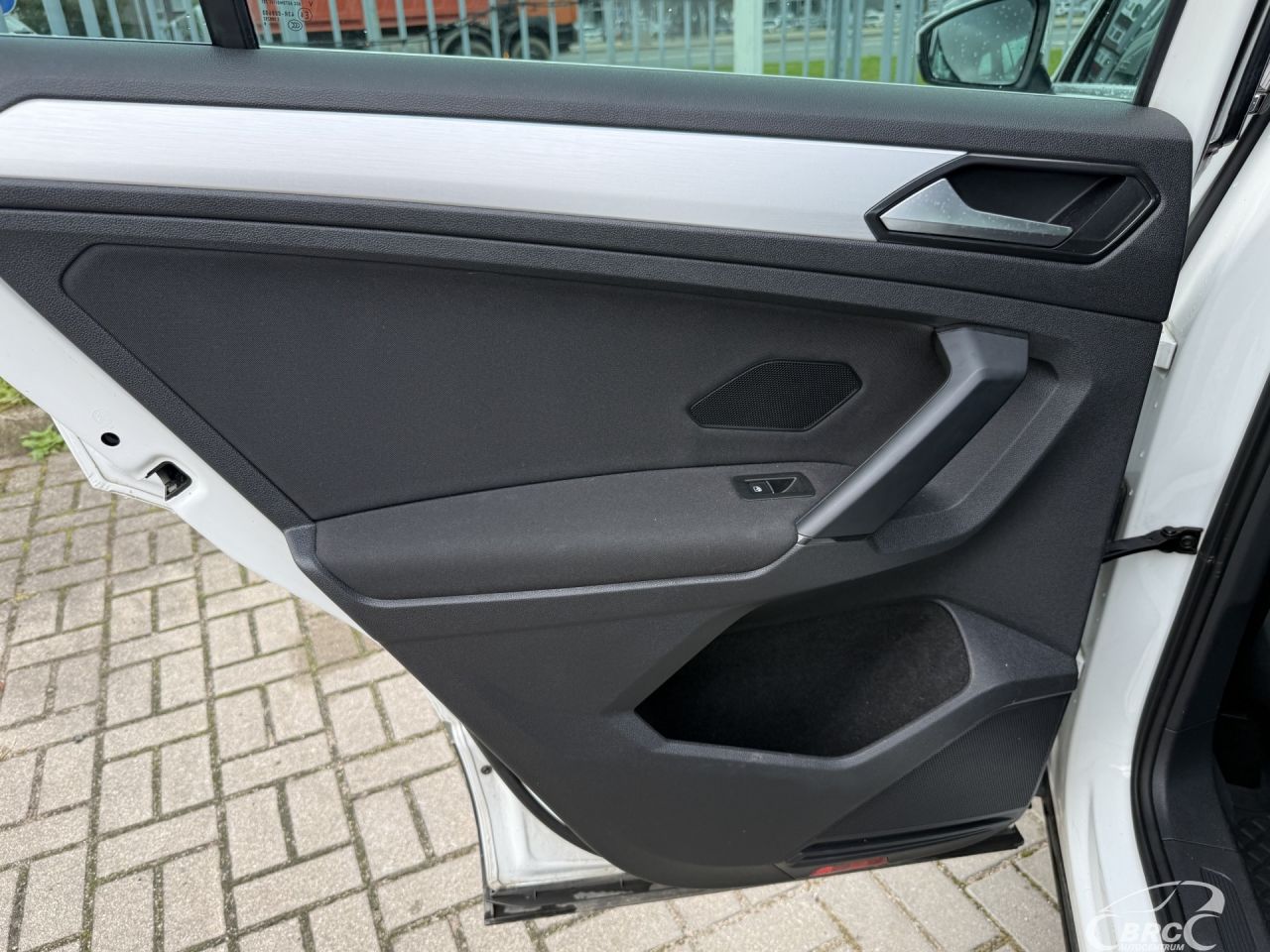 Volkswagen Tiguan | 11