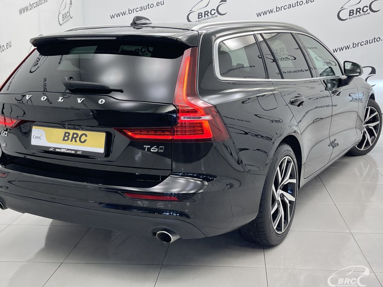 Volvo V60 | 45