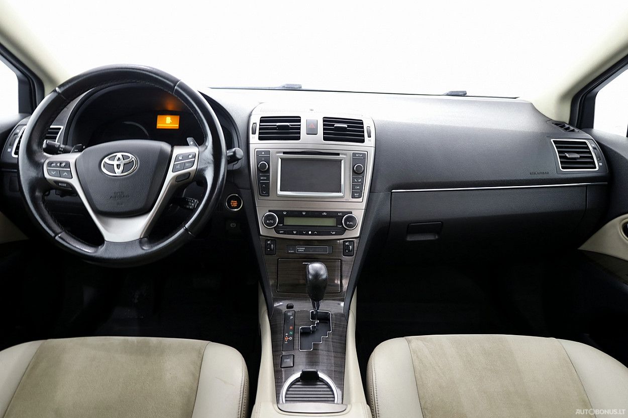 Toyota Avensis | 4