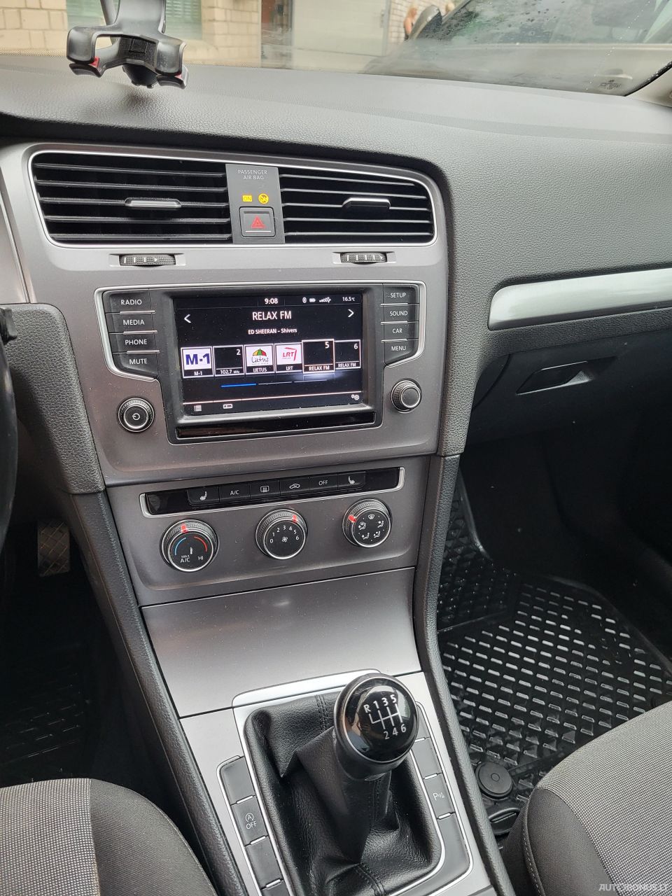 Volkswagen Golf | 4