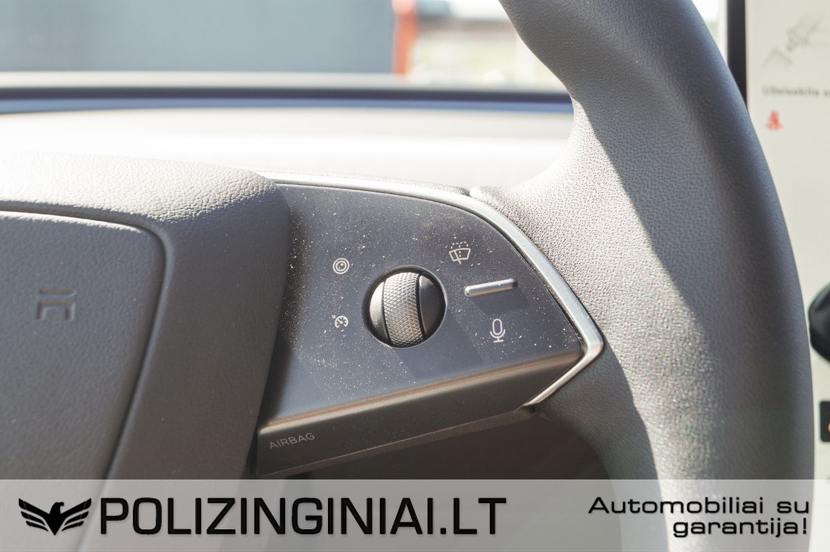 Tesla Model 3 | 7