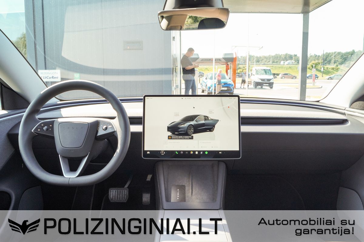 Tesla Model 3 | 5