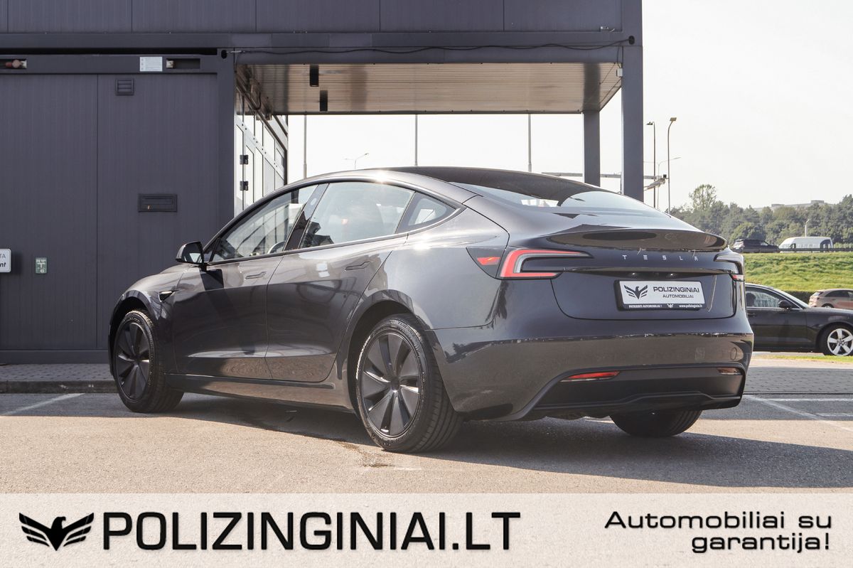 Tesla Model 3 | 3