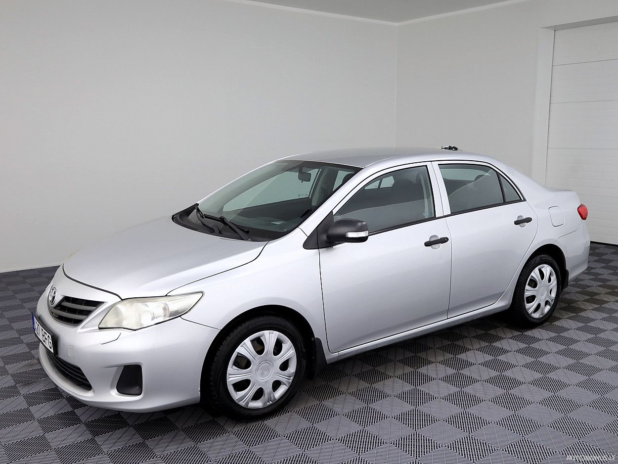 Toyota Corolla | 1