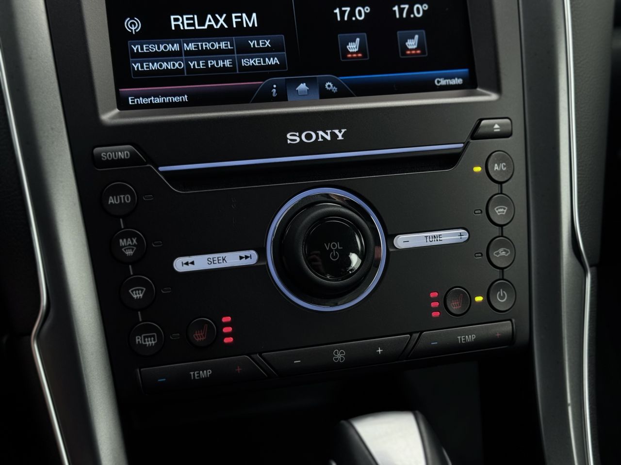 Ford Mondeo | 22