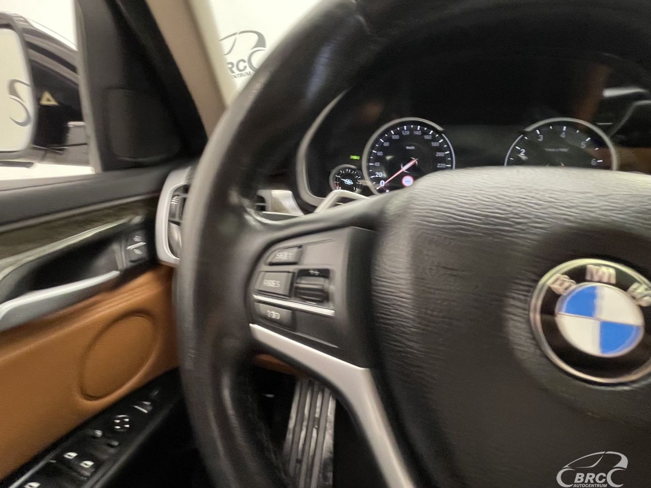 BMW X6 | 32