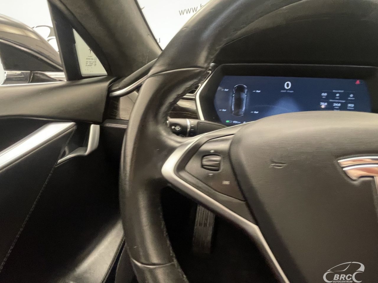Tesla Model S | 27