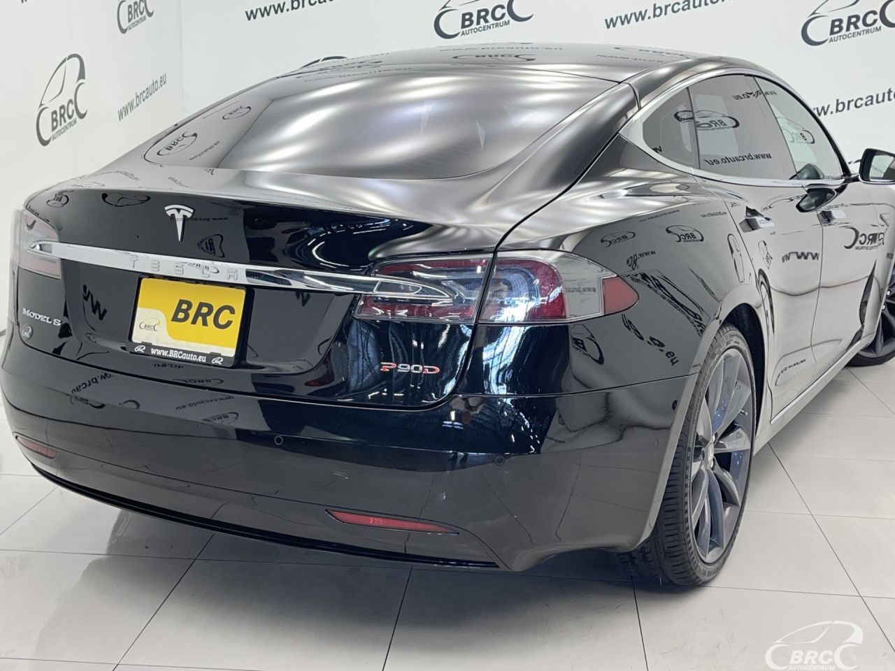 Tesla Model S | 38