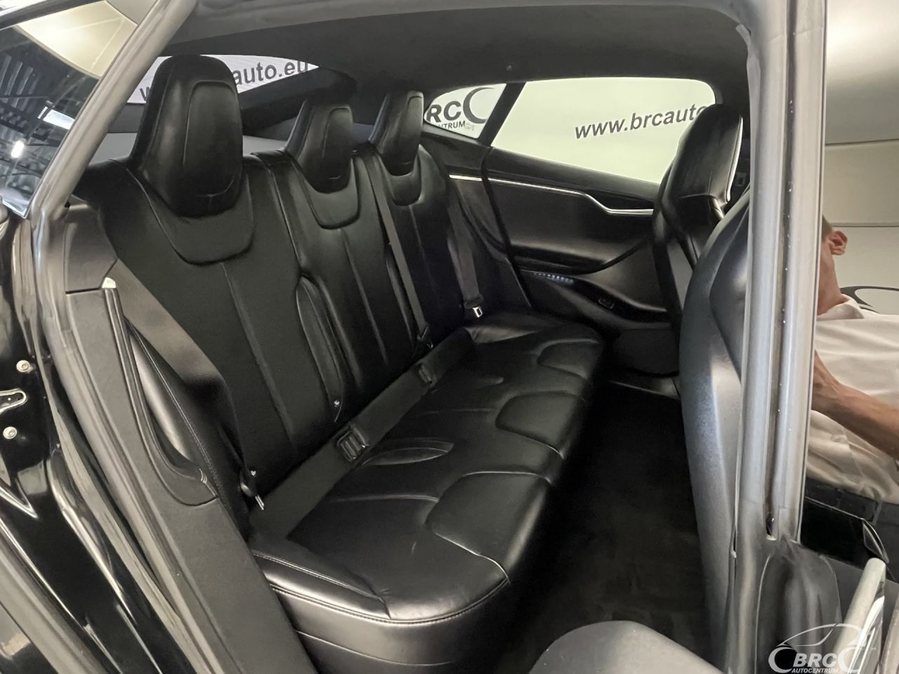 Tesla Model S | 10