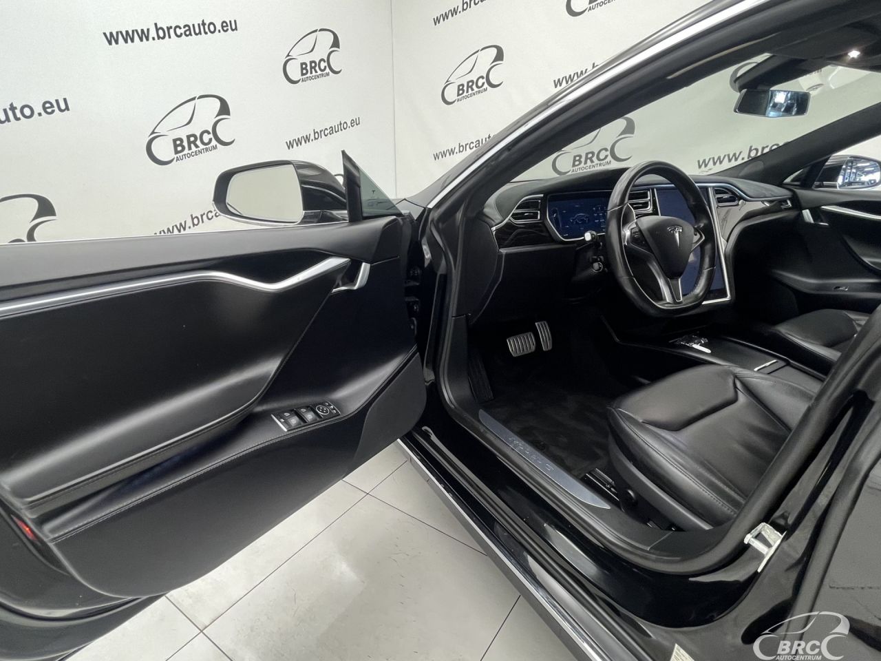 Tesla Model S | 15