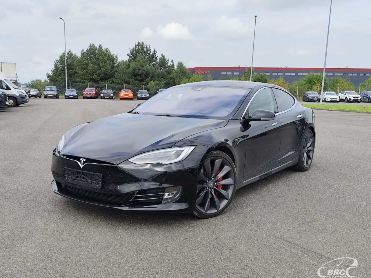 Tesla Model S, sedanas