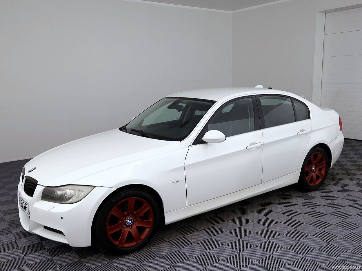 BMW 330 | 1