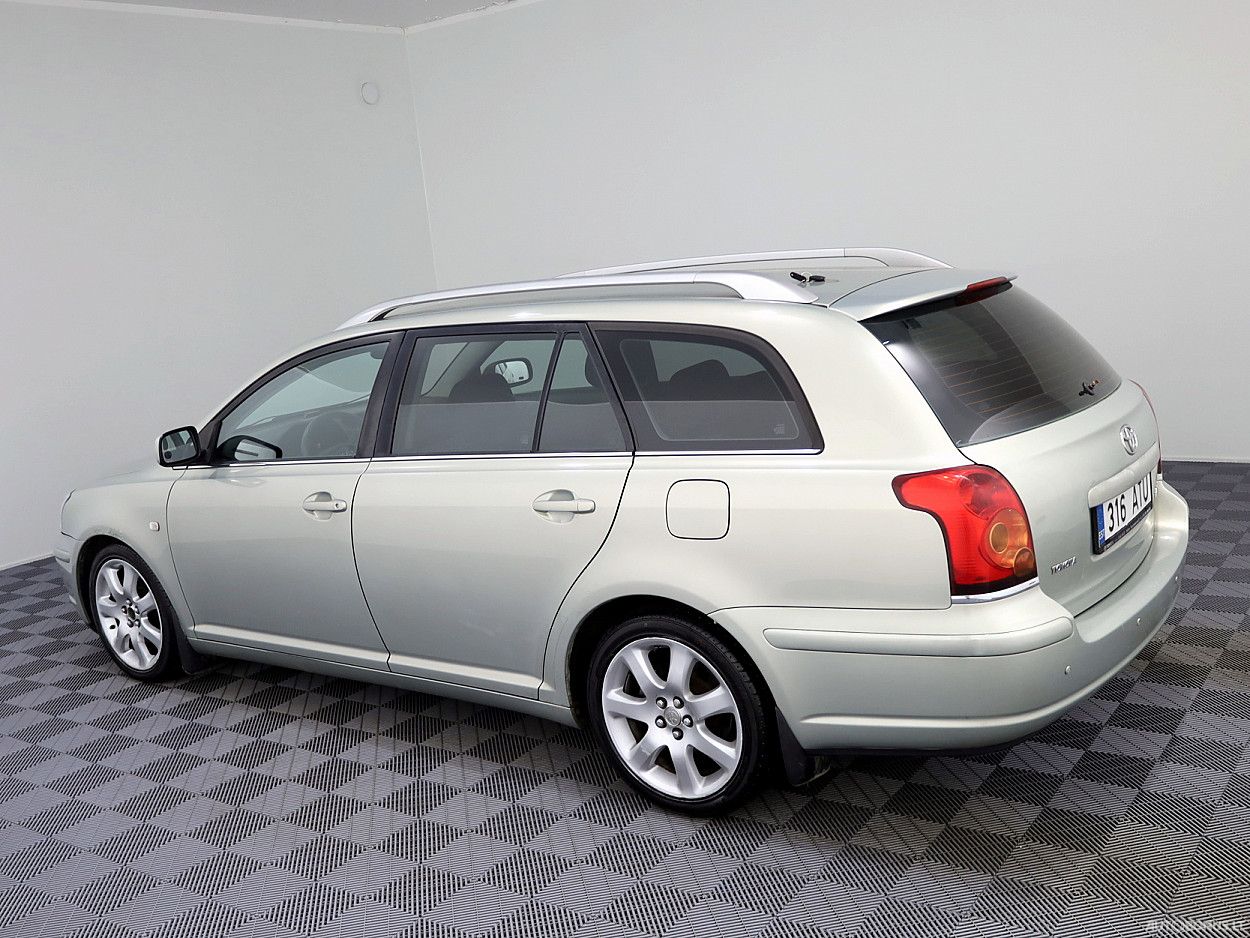 Toyota Avensis | 3