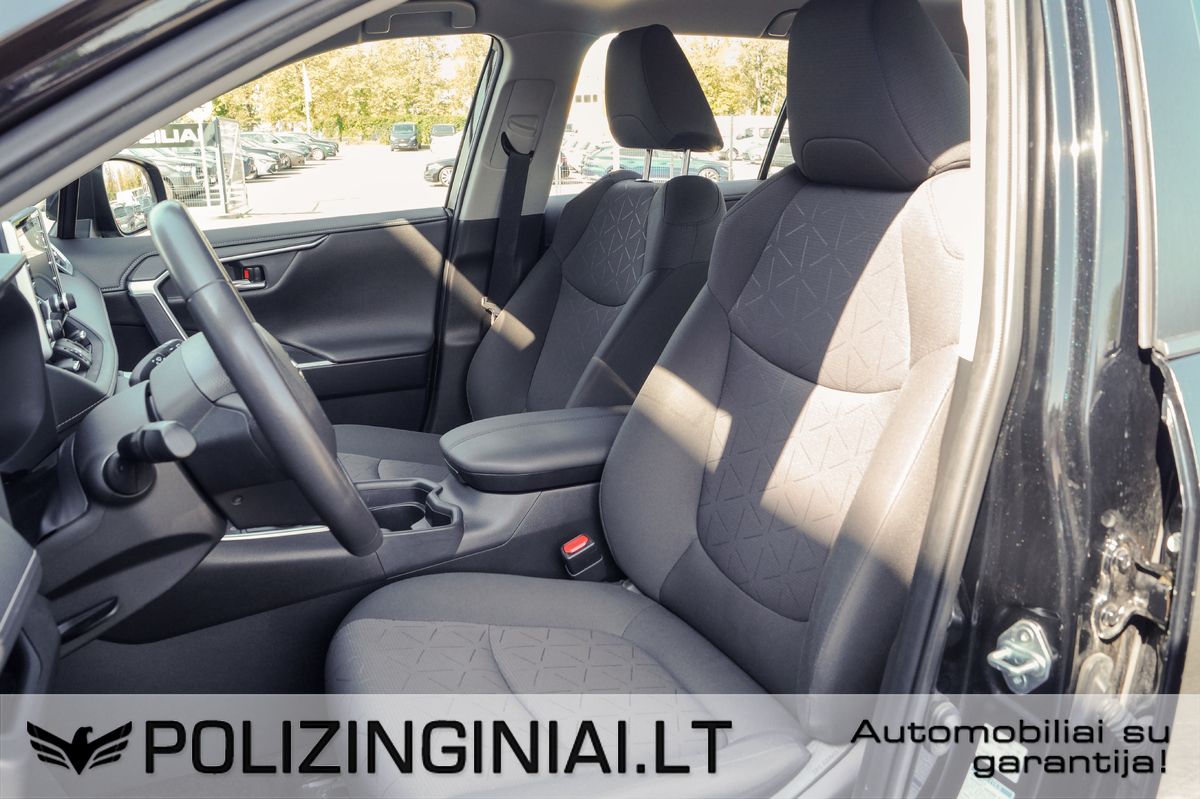 Toyota RAV4 | 12