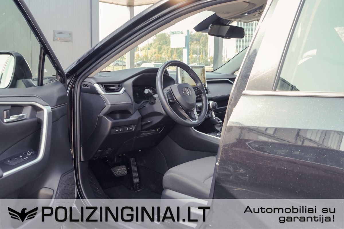 Toyota RAV4 | 5