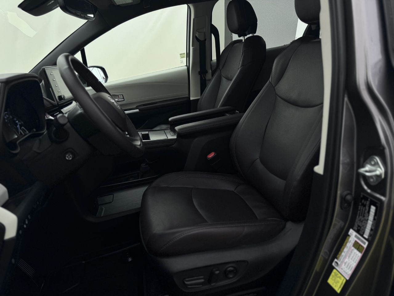 Toyota Sienna | 9