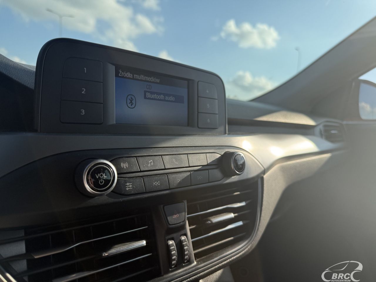 Ford Focus | 12