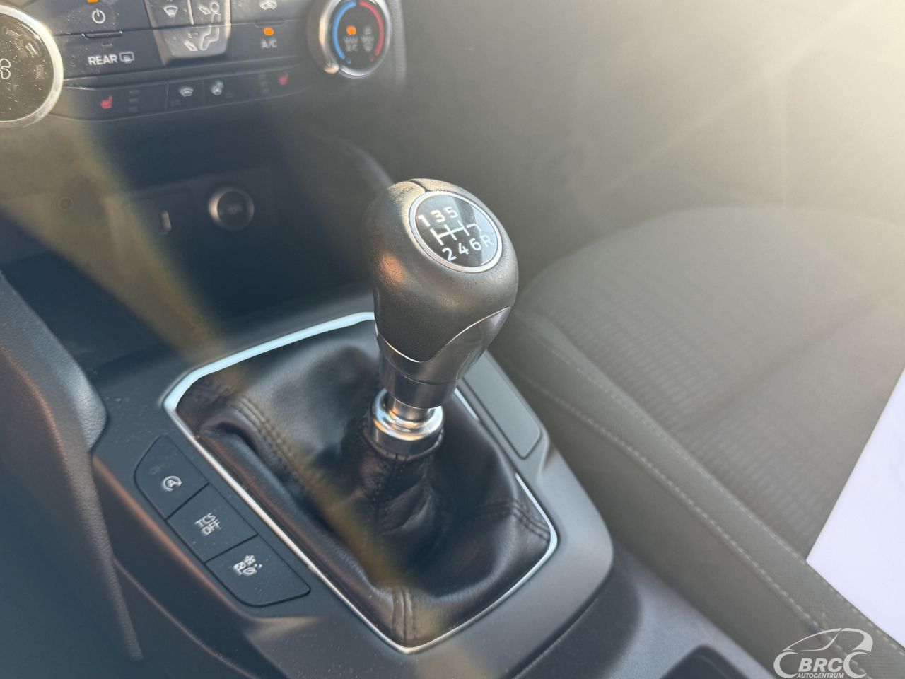 Ford Focus | 12