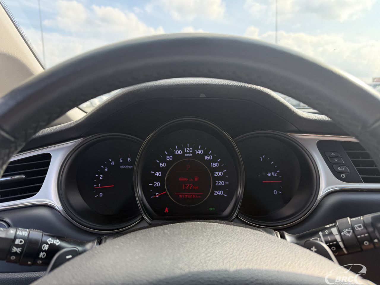Kia Cee'd | 10