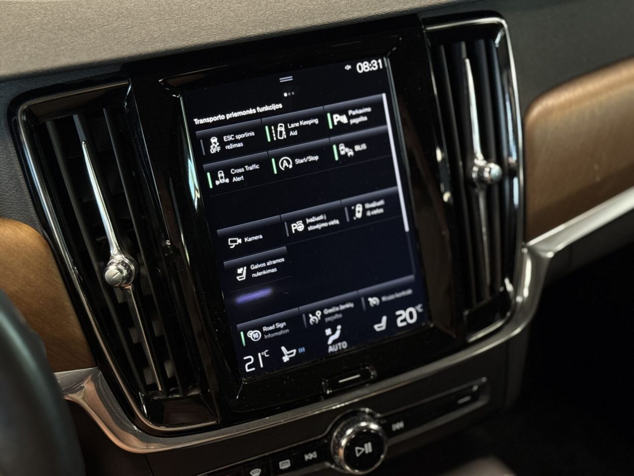 Volvo V90 | 7